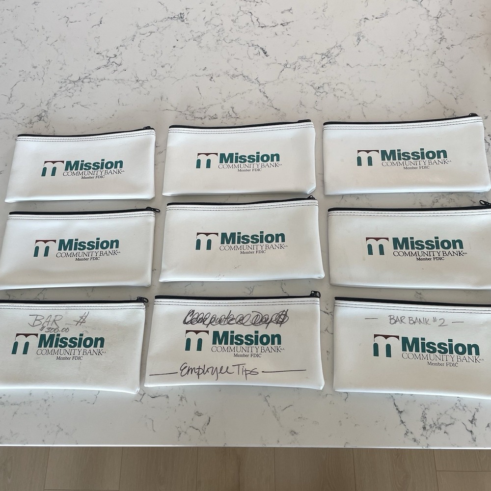 VTG 97-03 Mission Community Bank N.A. Zipper Deposit 9 Bags Banking Memorabilia